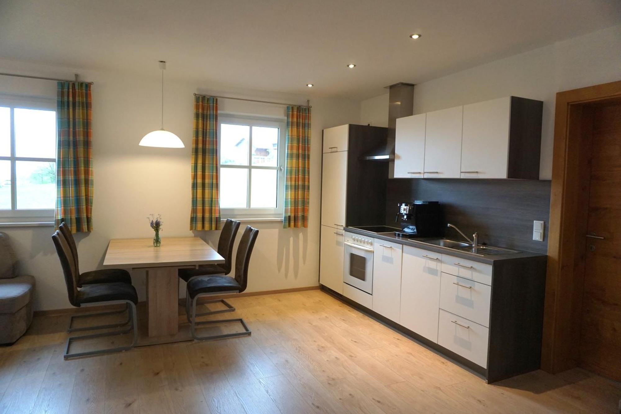 Ferienwohnung Hausleitner Zell am Moos Luaran gambar